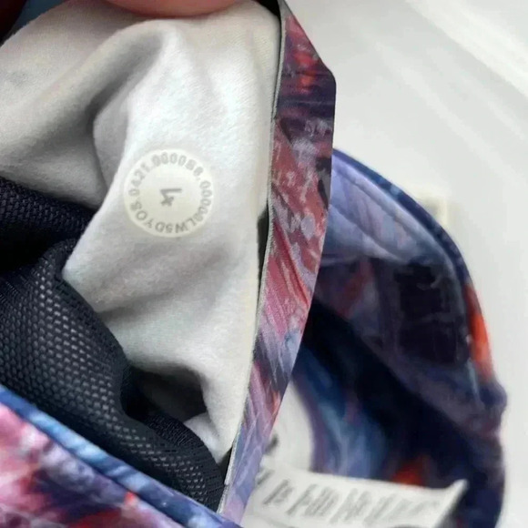 Lululemon I 4 - Picture 6 of 13